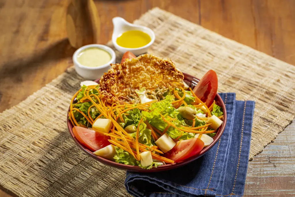 A imagem mostra um empratamento do restaurante Tábua de Carne, que faz parte do roteiro João Pessoa